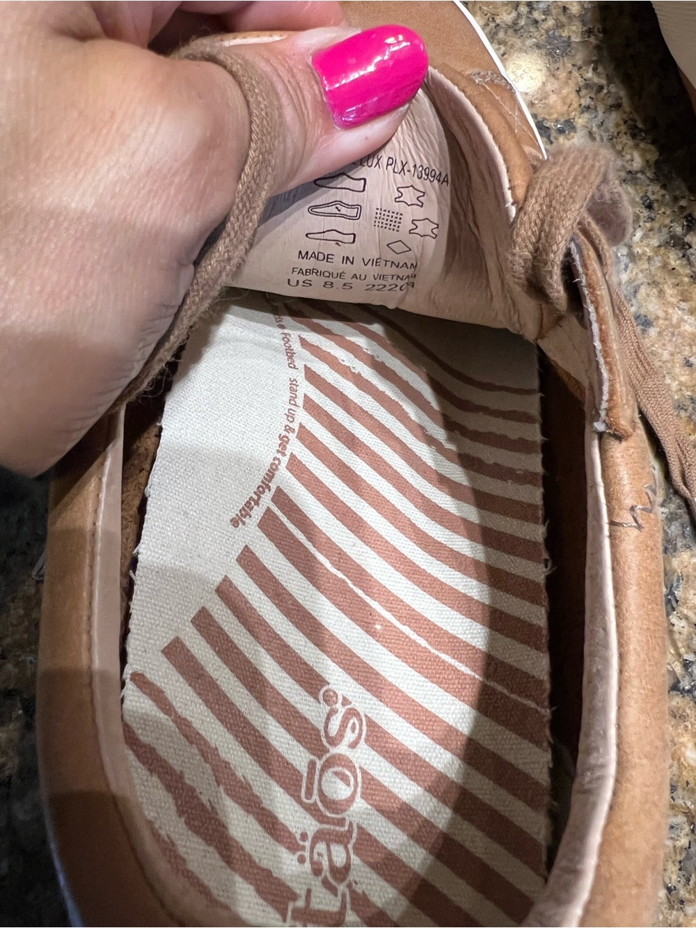 Taos women’s Brown Leather Lace-Up Sneakers - Picture 12 of 13
